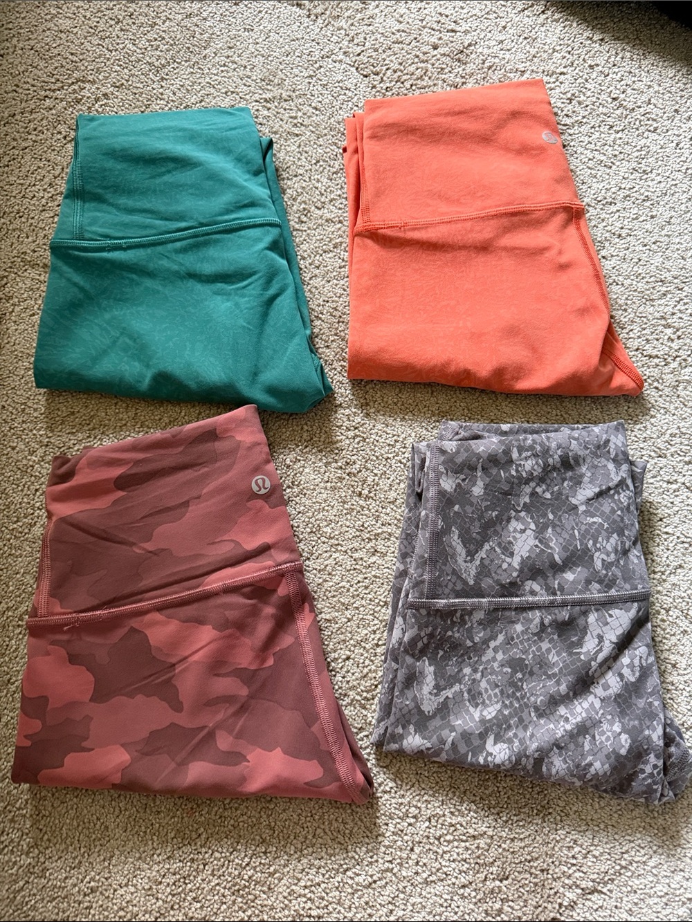 4 pairs lululemon Wunder train 25” leggings - Teal, Coral, Rose Camo, Gray Print